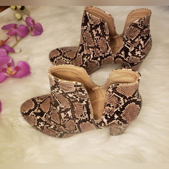 🆕️ Lane Bryant Brown 11 Wide Snake Animal Print Cut-out Round Toe Ankle Boots - Picture 5 of 10